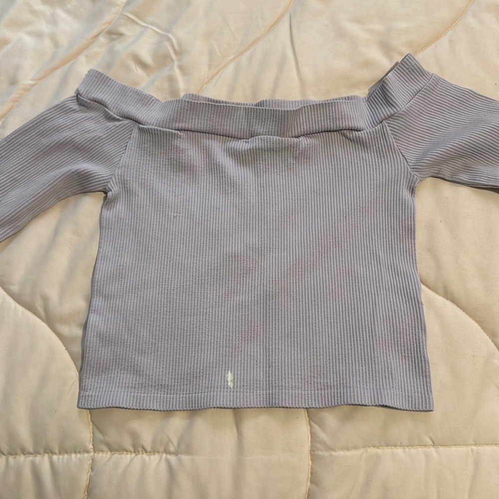 Large Black/Purple Aeropostale seamless off the shoulder crop tops